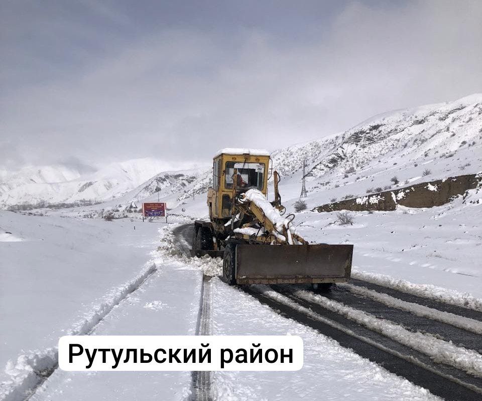 Дорожники Дагестана продолжают работы по содержанию и благоустройству дорог